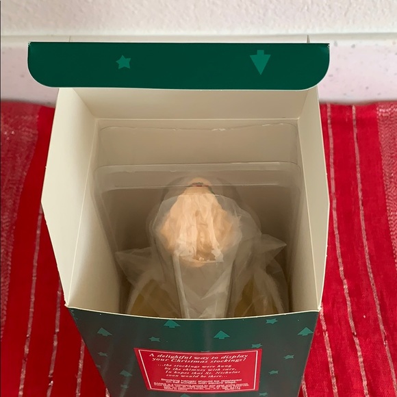 ‘95 Hallmark Happy Holidays Barbie Stocking Hanger - Picture 14 of 16